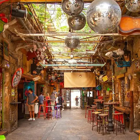 Apartment Little Americas Interstate