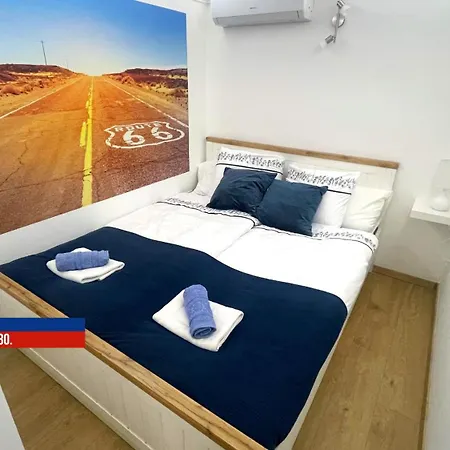 Apartment Little Americas Interstate Budapest