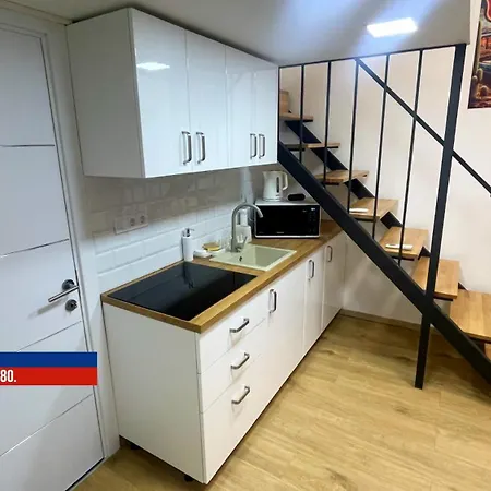 Little Americas Interstate Apartment *