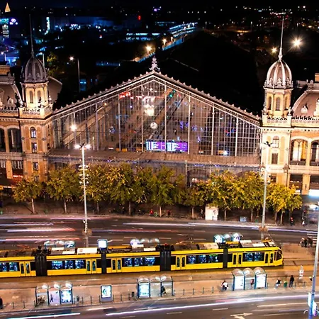 Little Americas Interstate Apartment Budapest